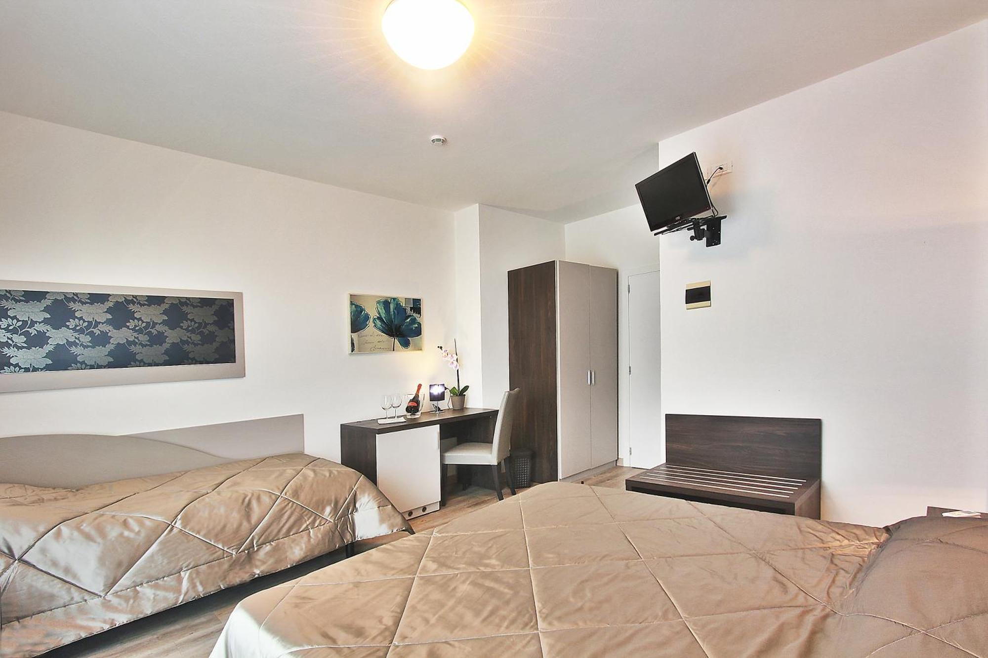 Hotel Gambrinus Lignano Sabbiadoro Room photo