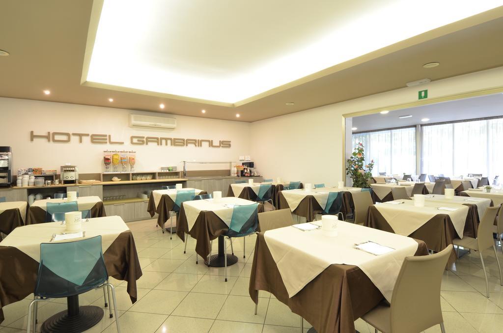 Hotel Gambrinus Lignano Sabbiadoro Exterior photo